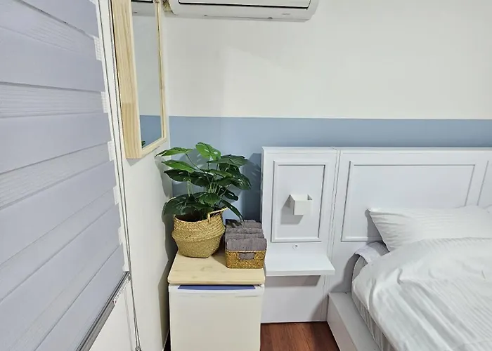 Nest 3*