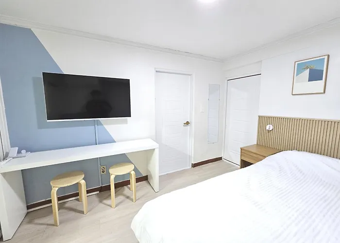 Nest 3*